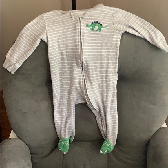 Carters dinosaur sleeper - Picture 1 of 2